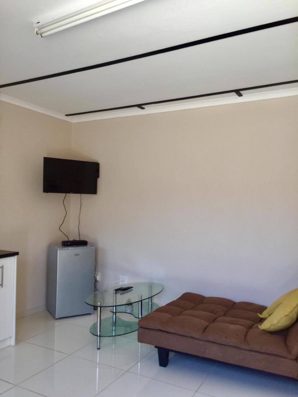 Man Cave Suite ซวาคอปมุนด์ ภายนอก รูปภาพ