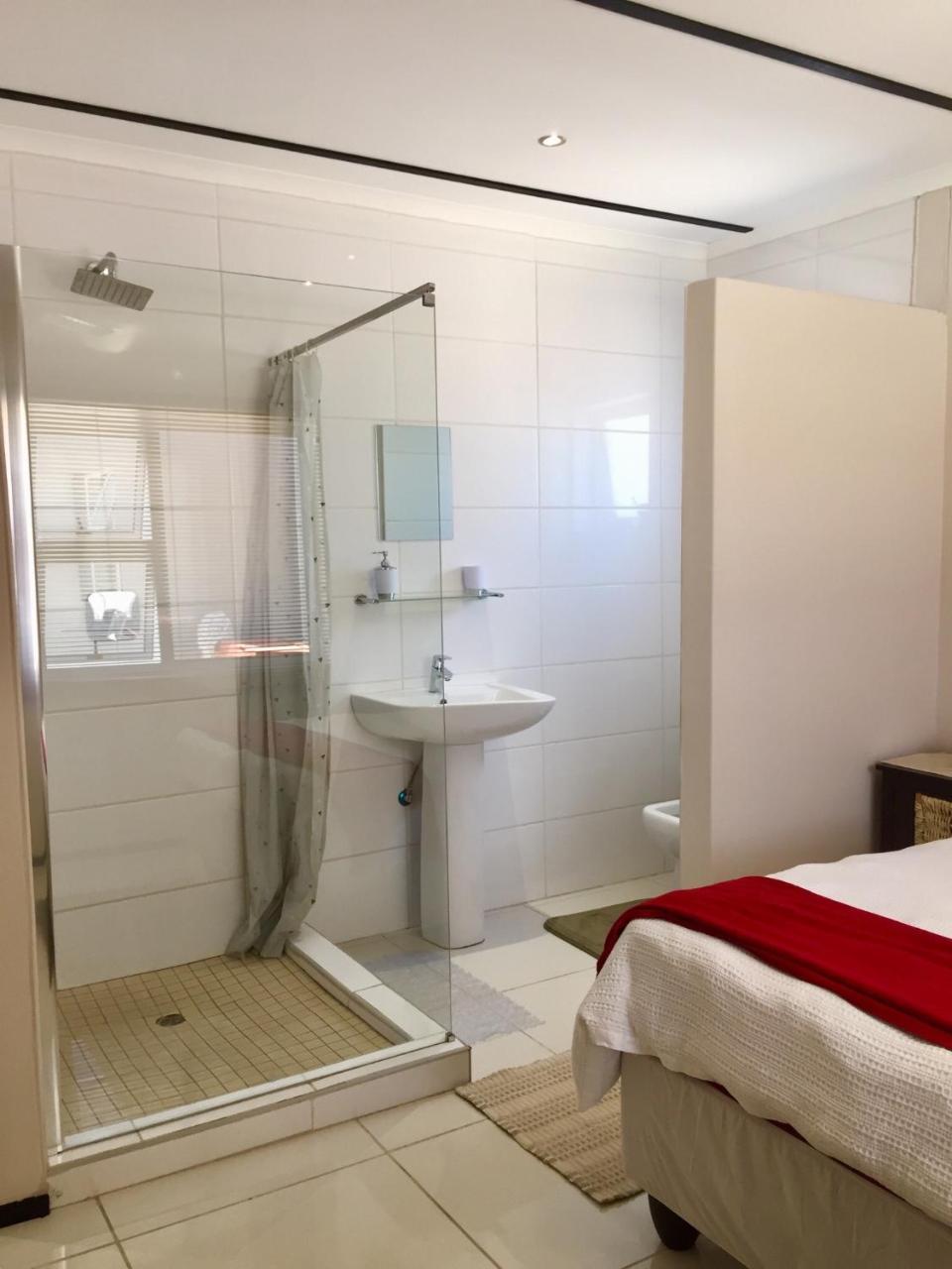 Man Cave Suite ซวาคอปมุนด์ ภายนอก รูปภาพ